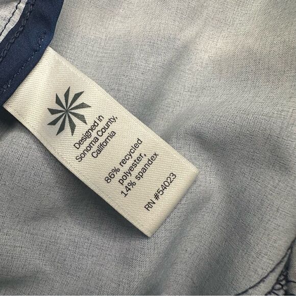 Athleta Tie Dye Sway Short XS blue white like new - Picture 8 of 8